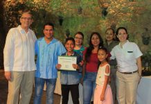 Entregan Becas para Hijos de Colaboradores de Experiencias Xcaret
